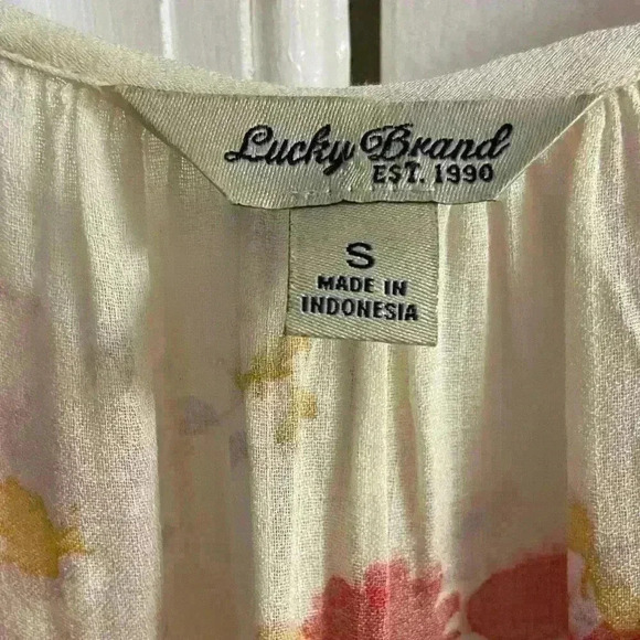 Lucky brand blouse pop over 1/4 button up semi sheer floral boho. Small - Picture 5 of 7